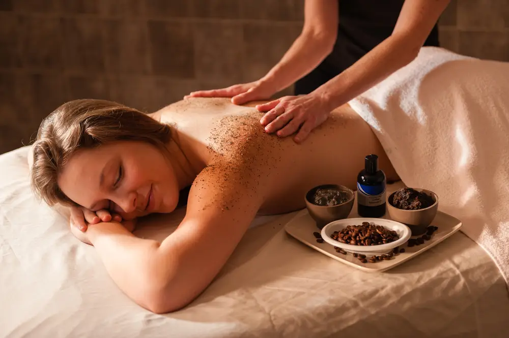 Beautiful,Young,Woman,In,A,Spa,Receiving,A,Massage. Beautiful,Young,Woman,In,A,Spa,Receiving,A,Massage.